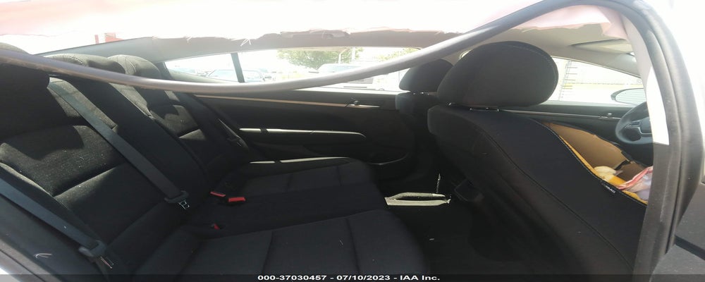 5NPD84LF0JH365591 2018 HYUNDAI ELANTRA photo no. 8