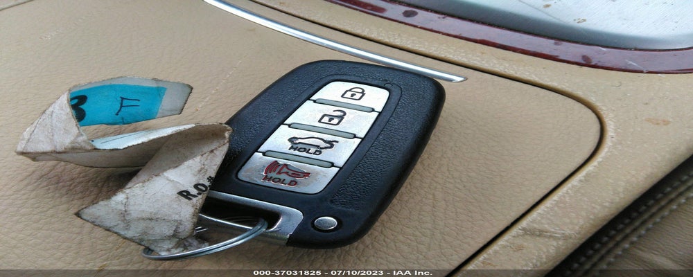 KMHGC4DD3CU189830 2012 HYUNDAI GENESIS photo no. 11