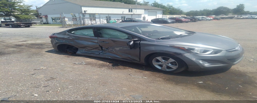 KMHDH4AE2GU645159 2016 HYUNDAI ELANTRA photo no. 24