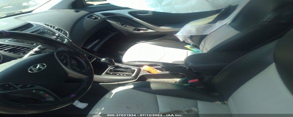 KMHDH4AE2GU645159 2016 HYUNDAI ELANTRA photo no. 5