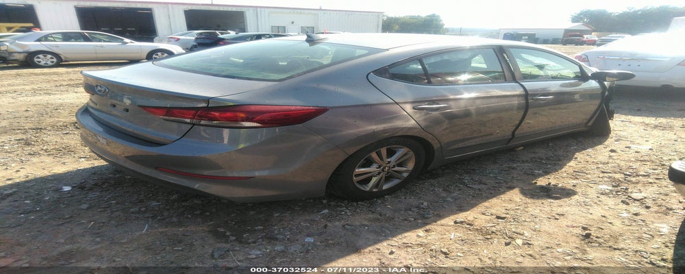 KMHD84LF4JU609857 2018 HYUNDAI ELANTRA photo no. 4