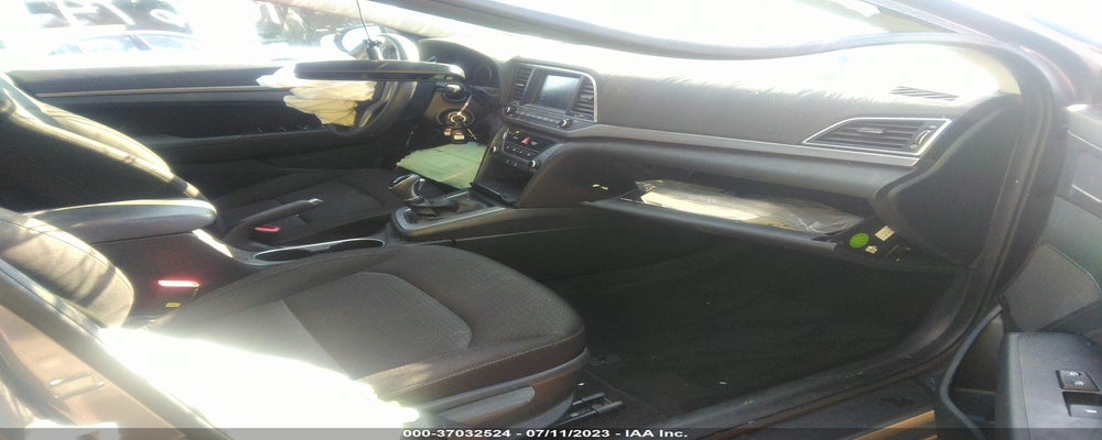 KMHD84LF4JU609857 2018 HYUNDAI ELANTRA photo no. 5