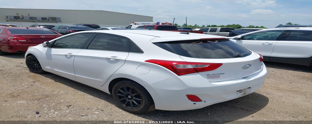 KMHD35LH5GU262764 2016 HYUNDAI ELANTRA GT photo no. 3