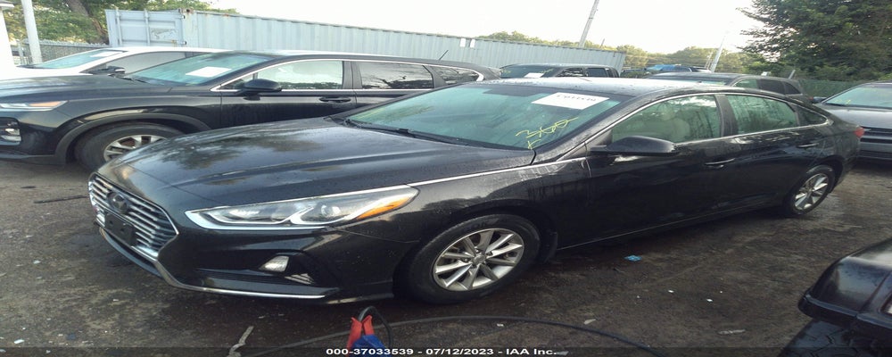 5NPE24AF7JH646893 2018 HYUNDAI SONATA photo no. 2