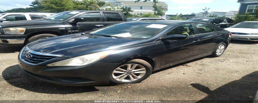 5NPEB4AC7BH101557 2011 HYUNDAI SONATA photo no. 2