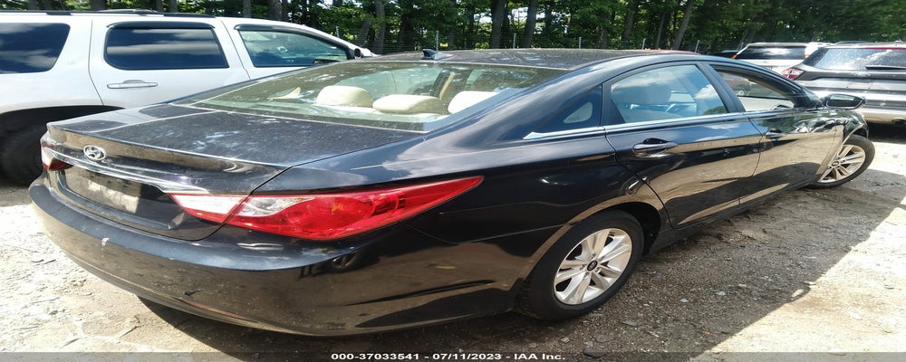5NPEB4AC7BH101557 2011 HYUNDAI SONATA photo no. 4