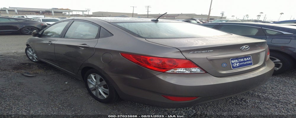 KMHCU4AEXDU463535 2013 HYUNDAI ACCENT photo no. 3