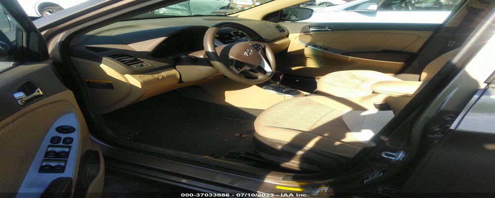 KMHCU4AEXDU463535 2013 HYUNDAI ACCENT photo no. 5