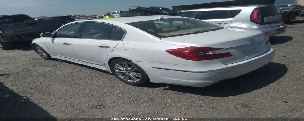 KMHGC4DD8CU204709 2012 HYUNDAI GENESIS photo no. 3