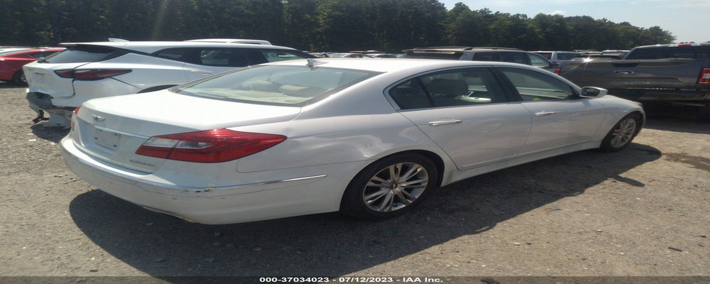 KMHGC4DD8CU204709 2012 HYUNDAI GENESIS photo no. 4