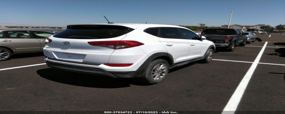 KM8J23A42HU391492 2017 HYUNDAI TUCSON photo no. 4
