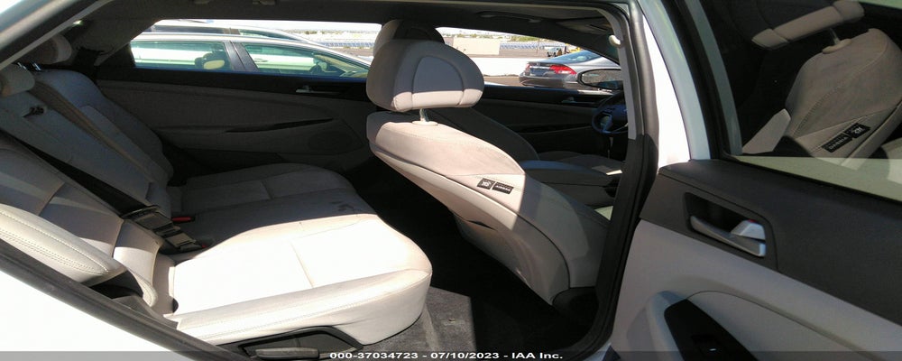KM8J23A42HU391492 2017 HYUNDAI TUCSON photo no. 8