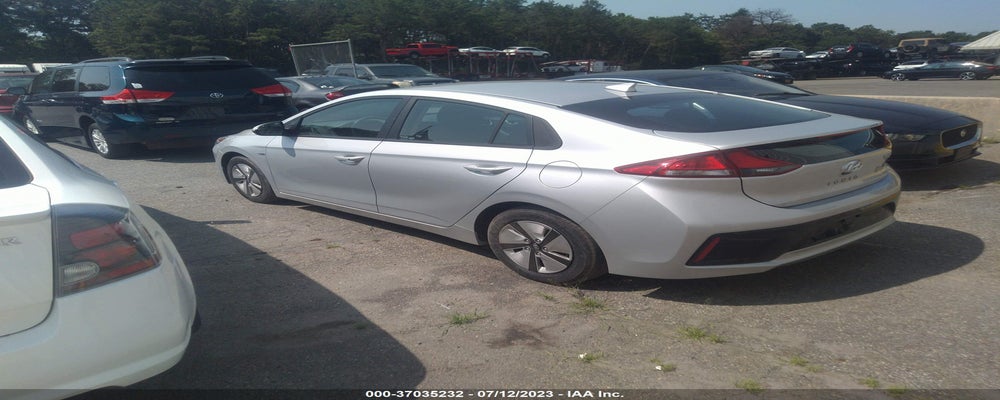 KMHC65LC8HU052443 2017 HYUNDAI IONIQ HYBRID photo no. 3