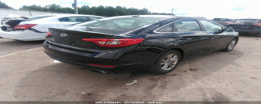 5NPE24AF3FH151081 2015 HYUNDAI SONATA photo no. 4