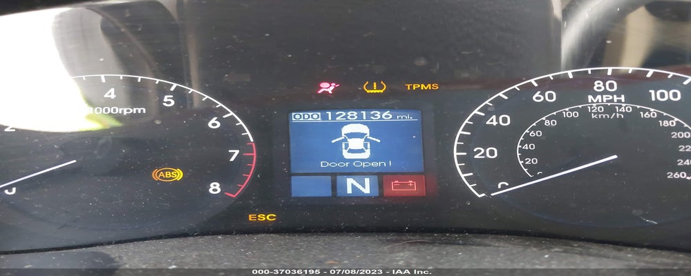 KMHGC4DD5CU177498 2012 HYUNDAI GENESIS photo no. 7