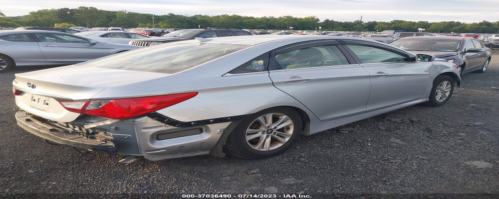 5NPEB4AC8EH861890 2014 HYUNDAI SONATA photo no. 4