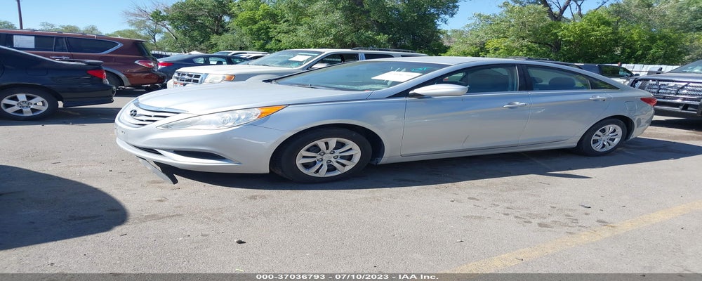 5NPEB4AC8CH366635 2012 HYUNDAI SONATA photo no. 2