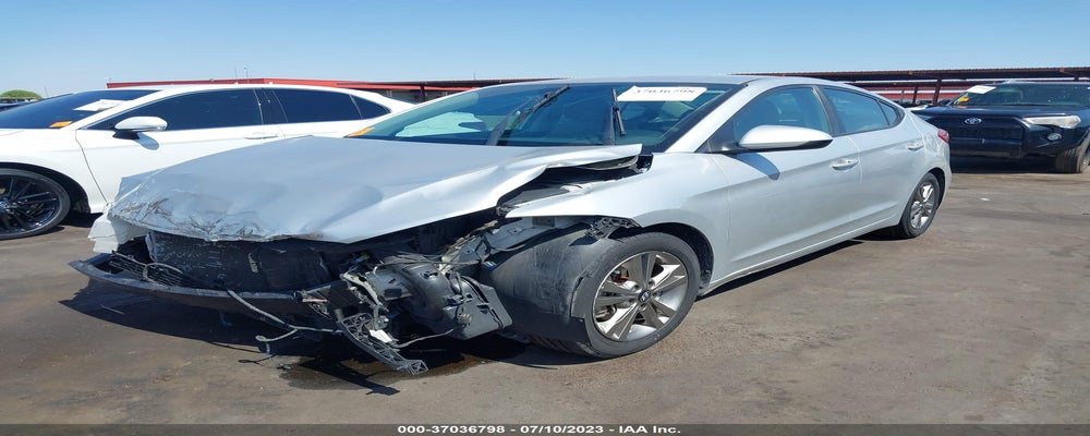 5NPD84LF6JH367569 2018 HYUNDAI ELANTRA photo no. 2