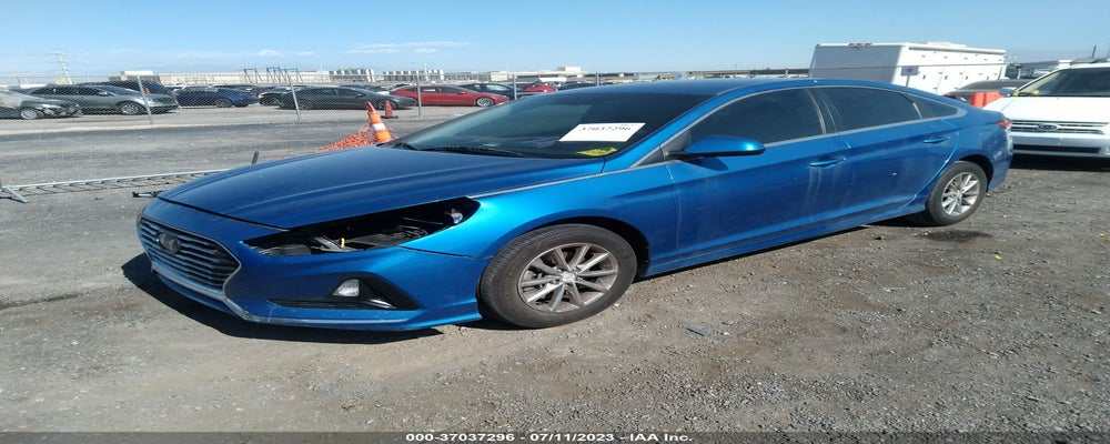 5NPE24AF5JH656404 2018 HYUNDAI SONATA photo no. 2