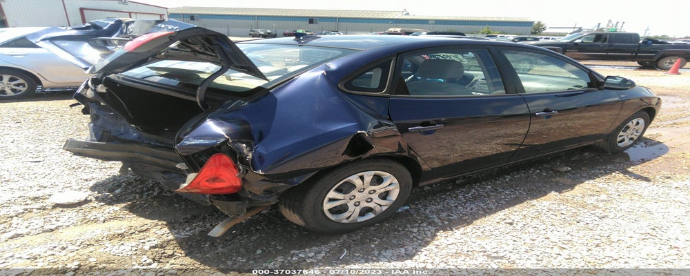 KMHDU4AD4AU133445 2010 HYUNDAI ELANTRA photo no. 4