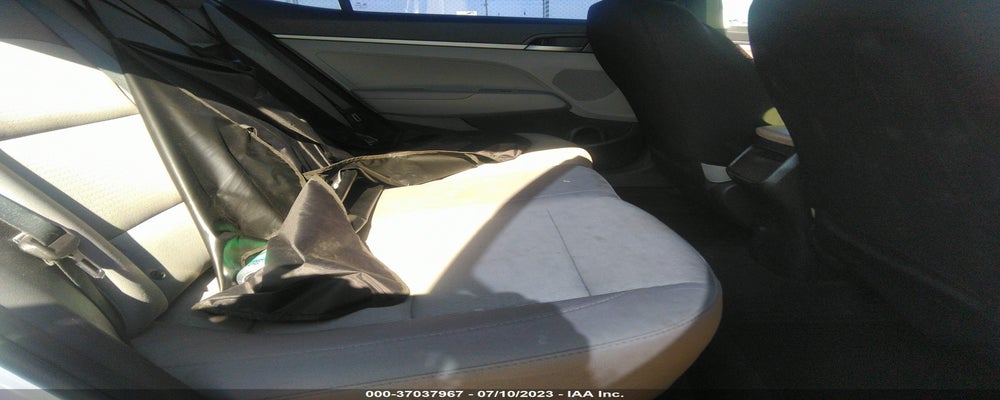 5NPD74LF1HH165087 2017 HYUNDAI ELANTRA photo no. 8