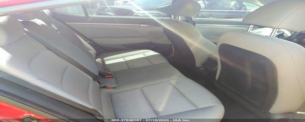 KMHD74LF1HU400489 2017 HYUNDAI ELANTRA photo no. 8