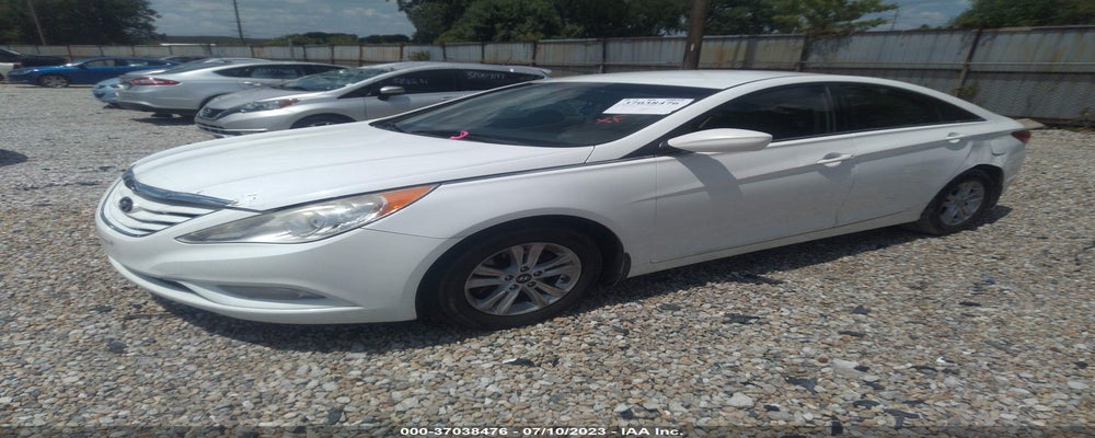 5NPEB4AC1DH686932 2013 HYUNDAI SONATA photo no. 2