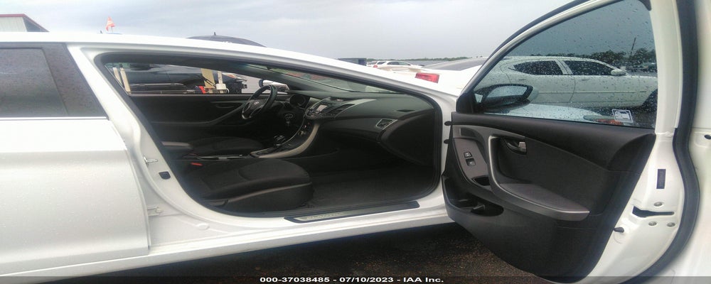 5NPDH4AE9FH576046 2015 HYUNDAI ELANTRA photo no. 5