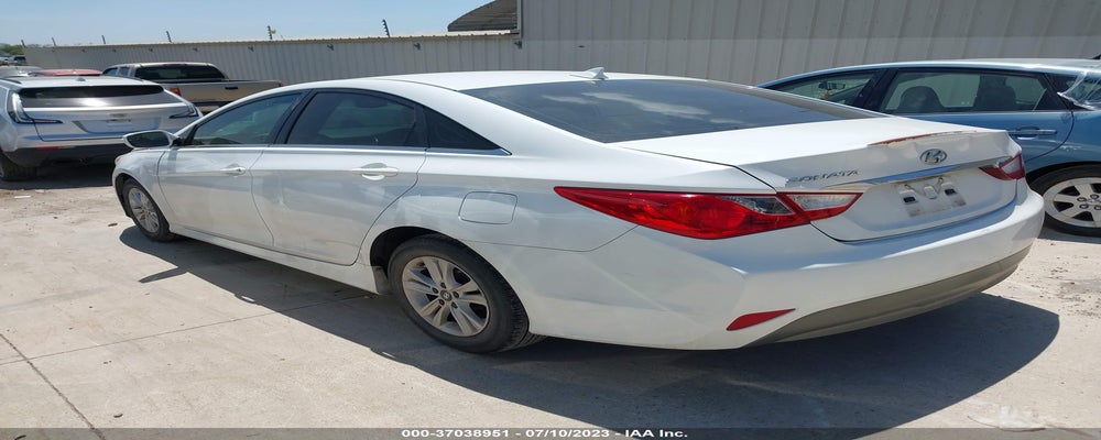 5NPEB4AC2EH934946 2014 HYUNDAI SONATA photo no. 3