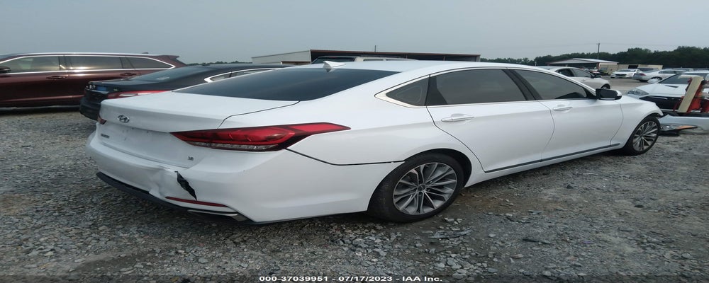 KMHGN4JE3GU113330 2016 HYUNDAI GENESIS photo no. 4