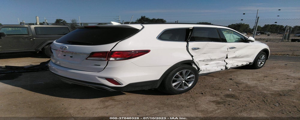 KM8SMDHF0JU293708 2018 HYUNDAI SANTA FE photo no. 4