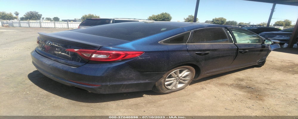 5NPE24AF5FH126635 2015 HYUNDAI SONATA photo no. 4