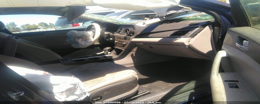 5NPE24AF5FH126635 2015 HYUNDAI SONATA photo no. 5