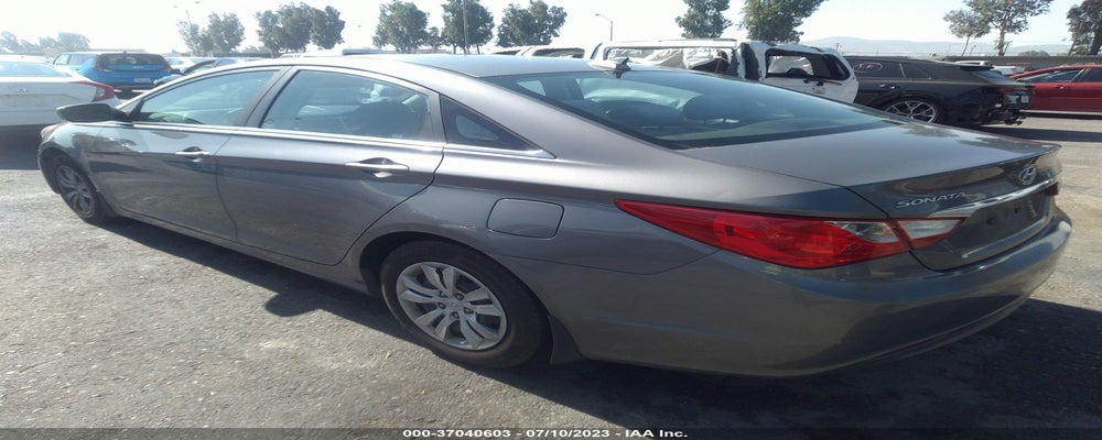 5NPEB4AC8DH568327 2013 HYUNDAI SONATA photo no. 3