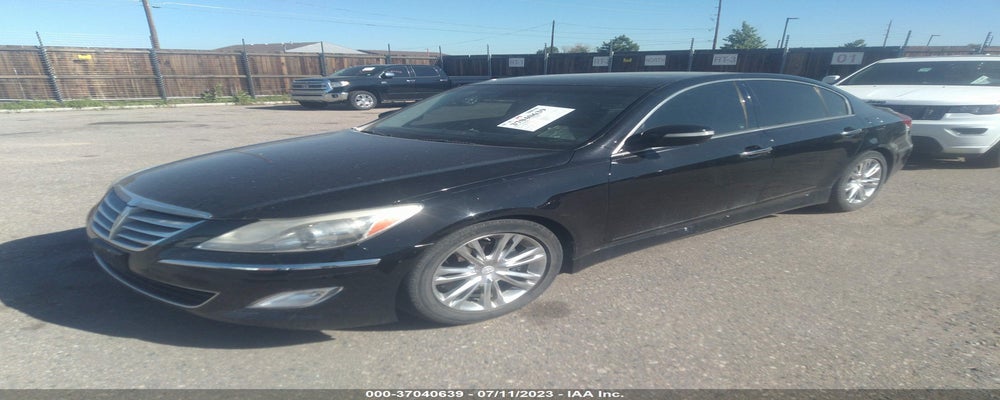 KMHGC4DD9CU165354 2012 HYUNDAI GENESIS photo no. 2