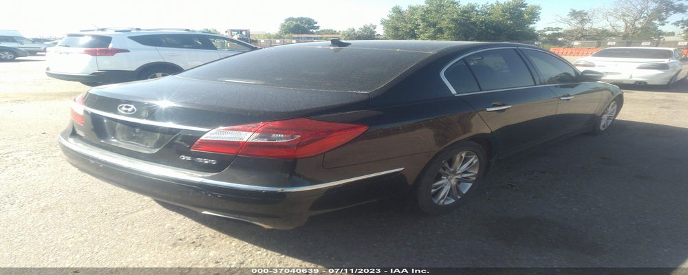 KMHGC4DD9CU165354 2012 HYUNDAI GENESIS photo no. 4