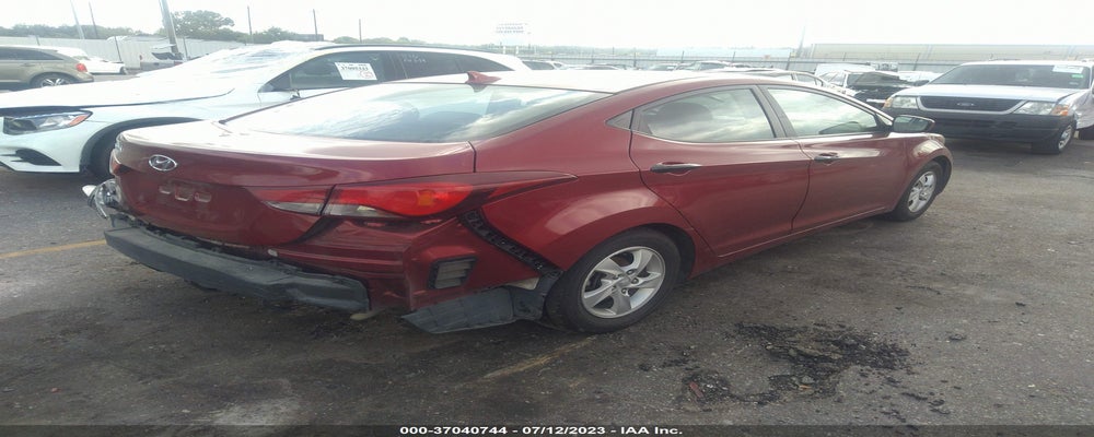 5NPDH4AE3FH577421 2015 HYUNDAI ELANTRA photo no. 4