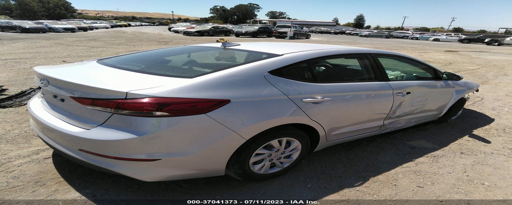 5NPD74LF2HH127562 2017 HYUNDAI ELANTRA photo no. 4