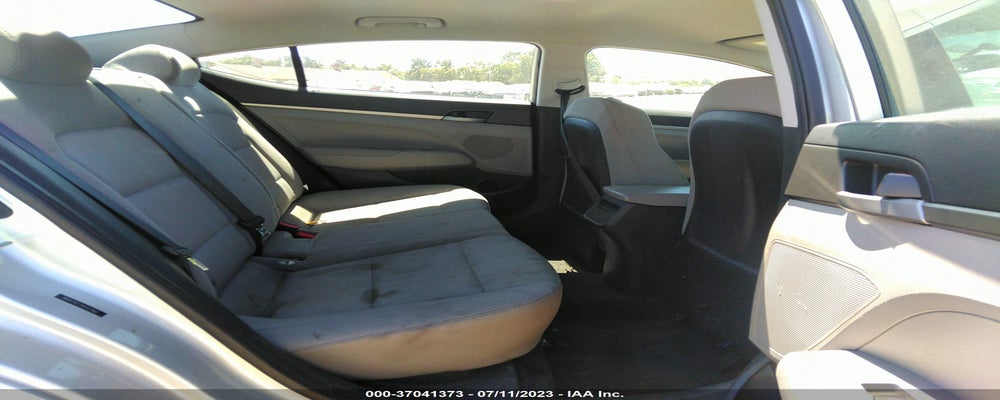 5NPD74LF2HH127562 2017 HYUNDAI ELANTRA photo no. 8