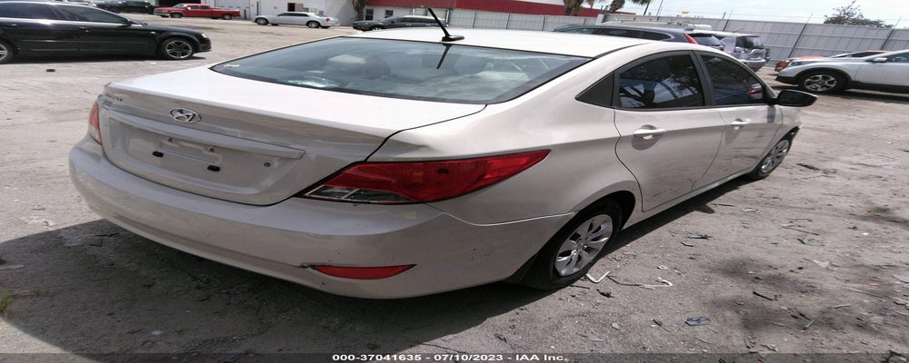 KMHCT4AE5GU161609 2016 HYUNDAI ACCENT photo no. 4