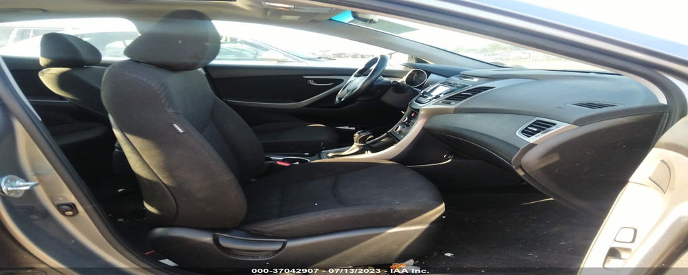 KMHDH4AE1GU622228 2016 HYUNDAI ELANTRA photo no. 5
