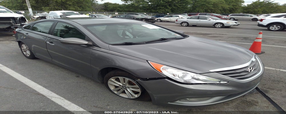 5NPEB4AC6DH778733 2013 HYUNDAI SONATA photo no. 2