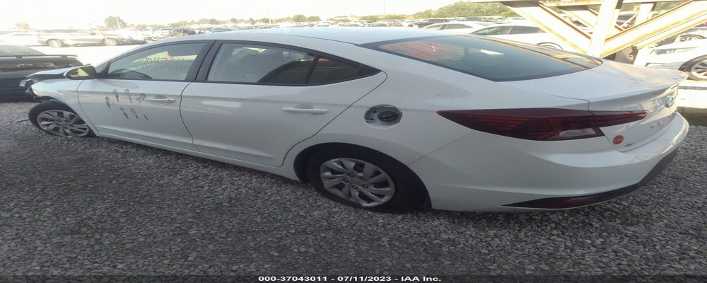 5NPD74LF3LH605318 2020 HYUNDAI ELANTRA photo no. 3