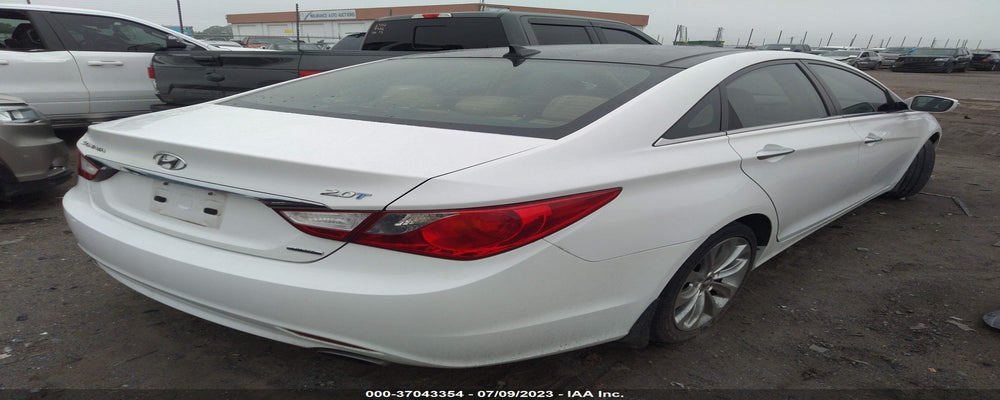 5NPEC4AB0CH411619 2012 HYUNDAI SONATA photo no. 4