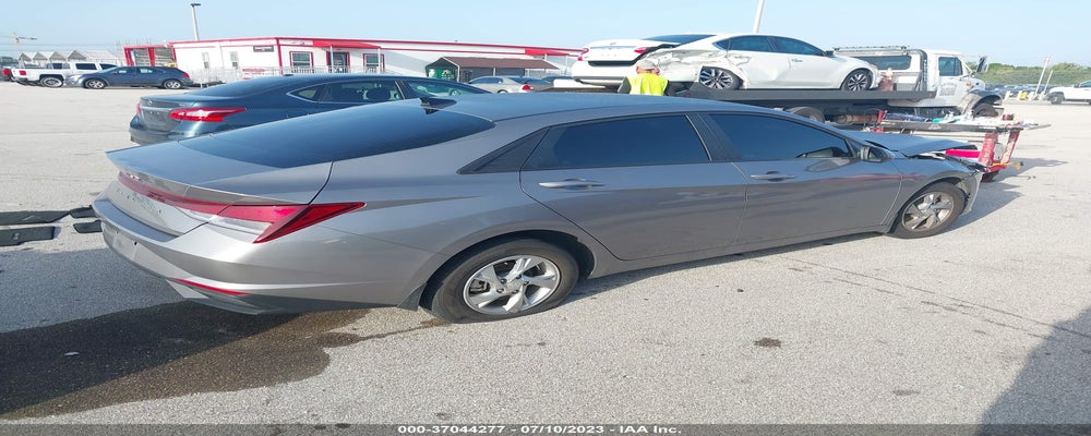 KMHLL4AG6PU447292 2023 HYUNDAI ELANTRA photo no. 4