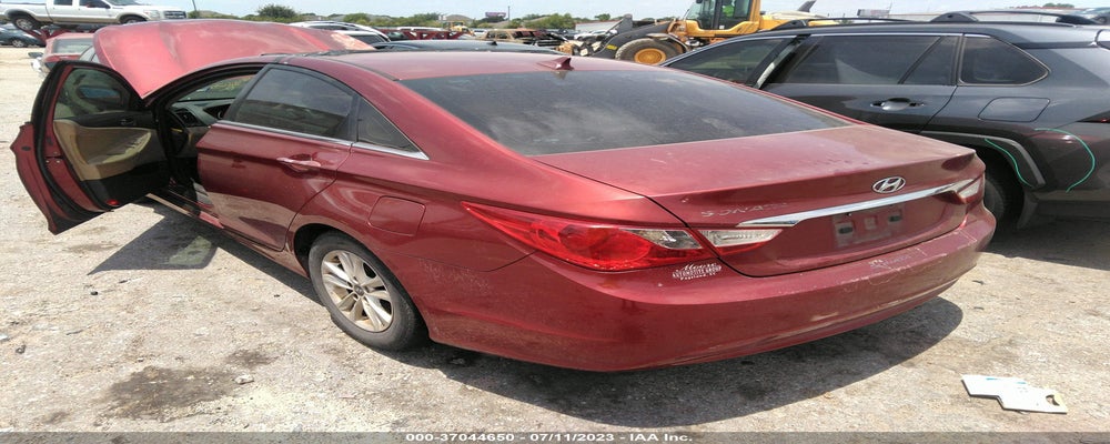 5NPEB4AC5BH283307 2011 HYUNDAI SONATA photo no. 3