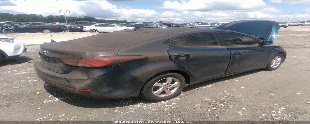 KMHDH4AE0FU252498 2015 HYUNDAI ELANTRA photo no. 4