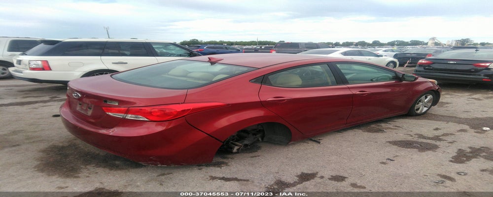 5NPDH4AE0DH315322 2013 HYUNDAI ELANTRA photo no. 4