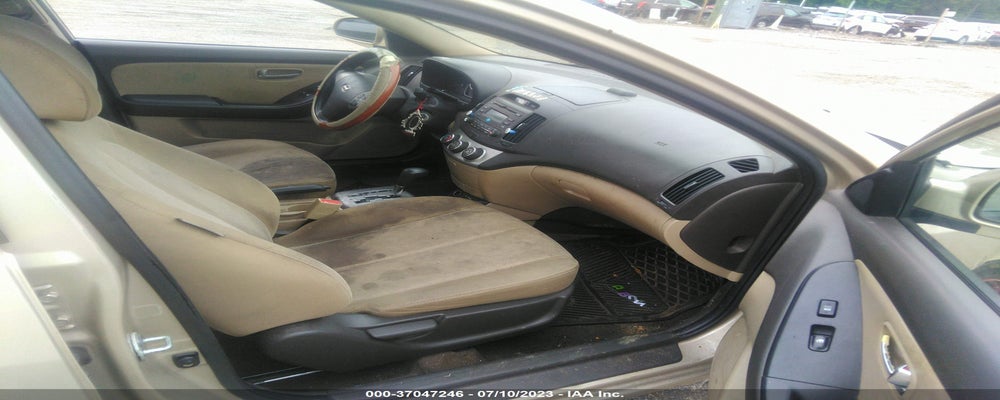 KMHDU4ADXAU497594 2010 HYUNDAI ELANTRA photo no. 5