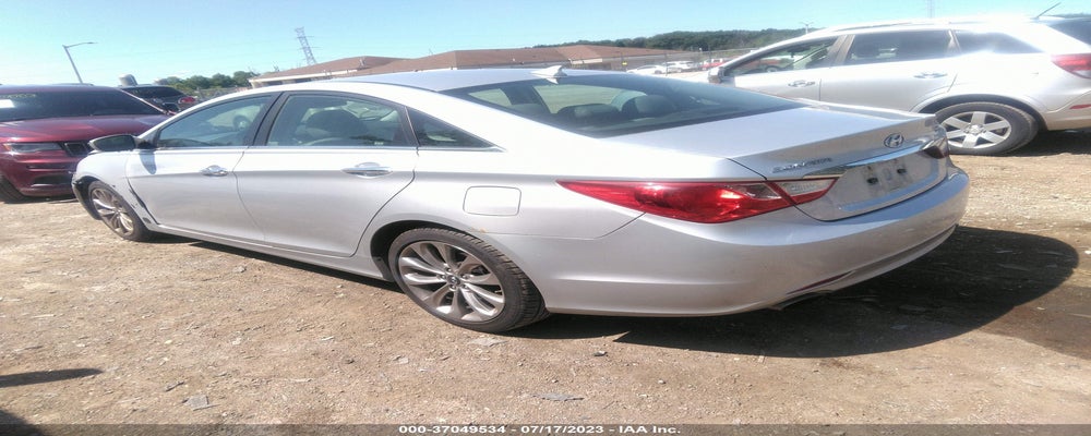 5NPEC4AC3DH528203 2013 HYUNDAI SONATA photo no. 3
